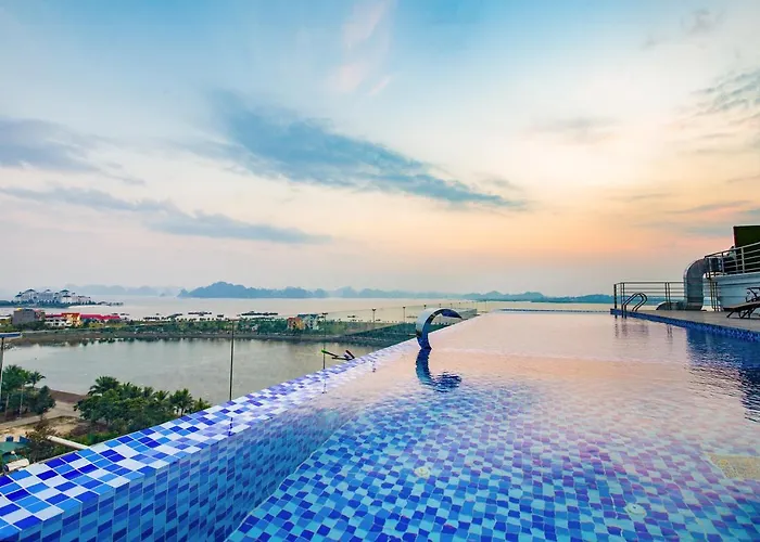 Thai Son Luxury Hotel Hạ Long